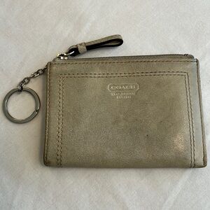 Vtg Coach mini wallet with key ring